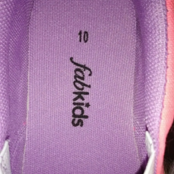 Shoes - Picture 4 of 4